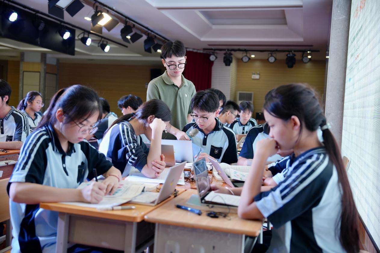 九游娱乐：数字创新助力广西教育现代化发展(图2)
