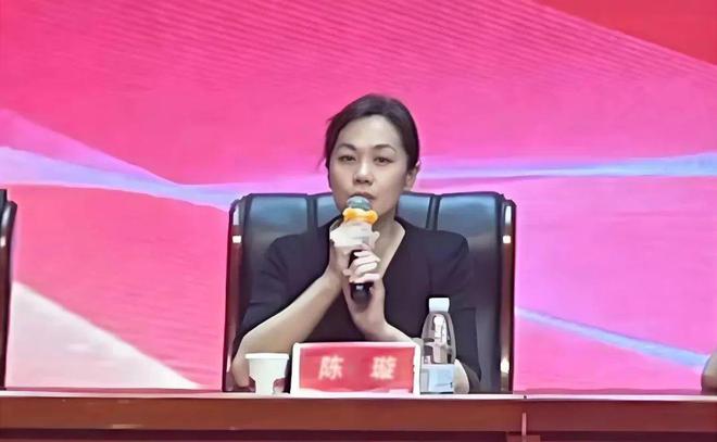 九游娱乐：探索数字化转型与项目式学习——中国教师报课改中国行（英语）公益教研会在贵州兴义落幕！(图5)
