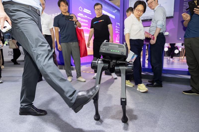 九游娱乐文化：2024世界人工智能大会开幕(图7)