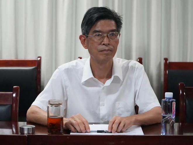 2024河南职业教育数字化转型专项研究启动会议在学会召开(图2)
