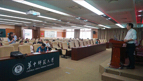 九游娱乐：学校2024年第5期教育数字化转型专题培训会圆满举行(图3)