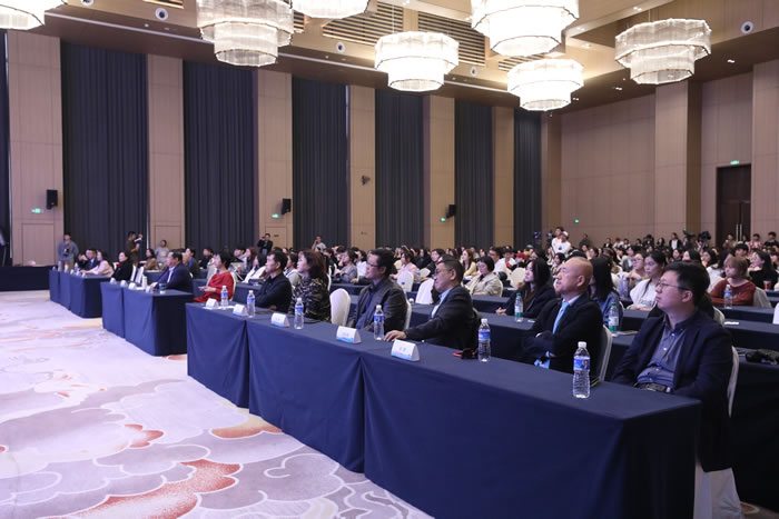 九游娱乐：吉林艺术学院举办中国艺术管理教育学会第十九届年会(图2)