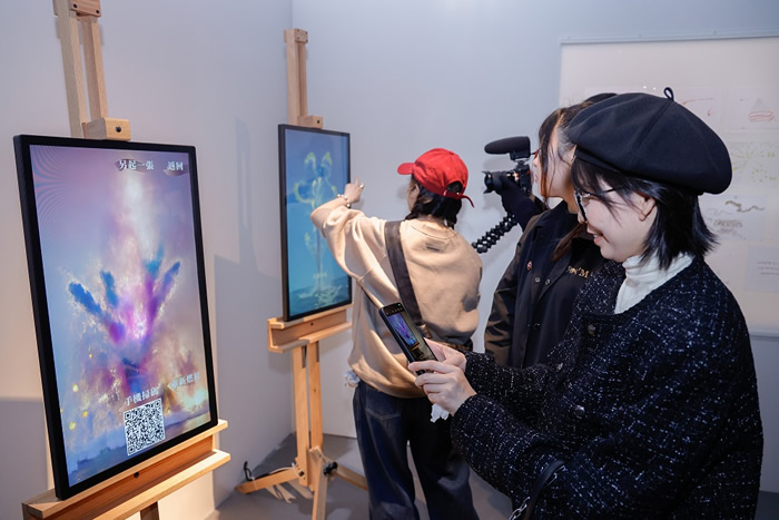 美高梅主办蔡国强AI模型cAI™全球首次个展《c™：灵魂扫描》亮相妈阁塘片区(图4)