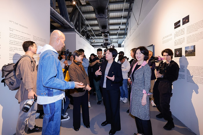 美高梅主办蔡国强AI模型cAI™全球首次个展《c™：灵魂扫描》亮相妈阁塘片区(图2)