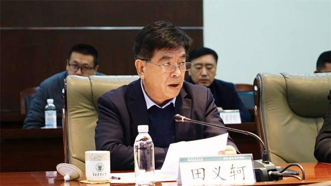 全方位推进教育数字化转型！青岛农业大学举行新农科教育教学大模型发布会(图2)