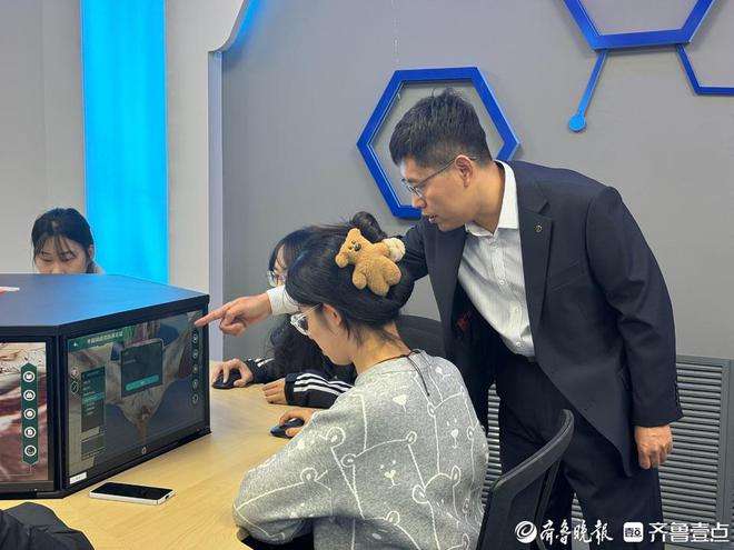 助推农业教育数字化转型！青岛农业大学发布新农科教育教学大模型(图5)