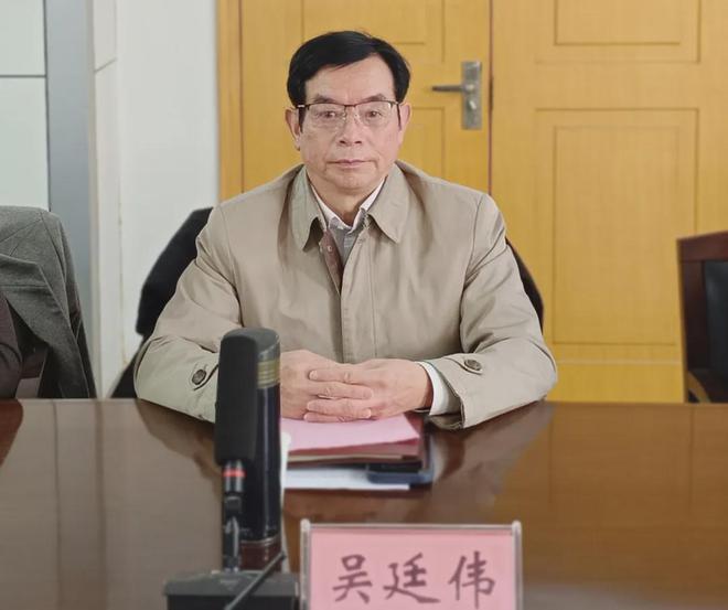 职业教育数字化转型专项研究河南工作组一行赴濮阳片区开展调研(图4)