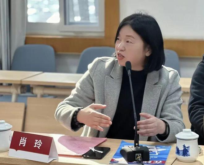 九游娱乐文化：推动教师从适应数字化向引领数字化跨越——《教师学习报告》工作推进会在成都举行(图6)