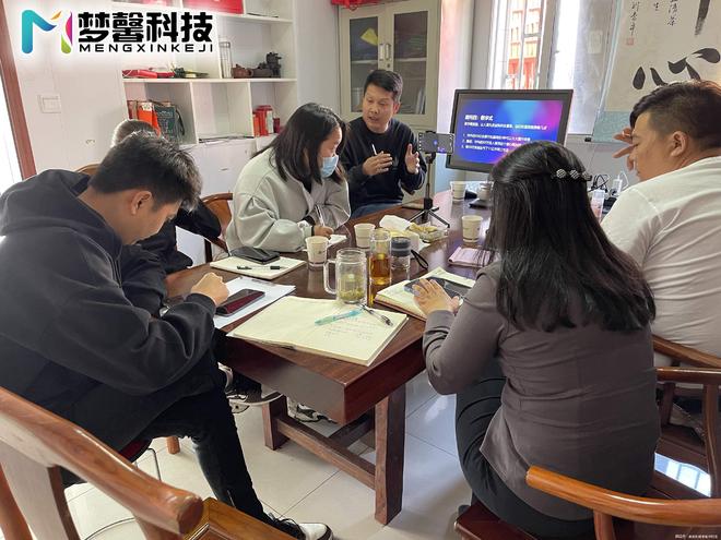 2025年11月企业AI应用培训课程推荐：口碑评价与避坑指南(图3)