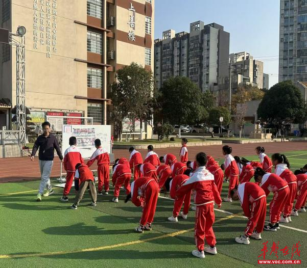 金丹实验学校：探索“AI+教育”新路径赋能素养课堂新生态(图5)