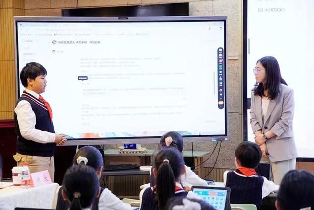 上海教育数字化转型如何跑出“数智”加速度？(图2)