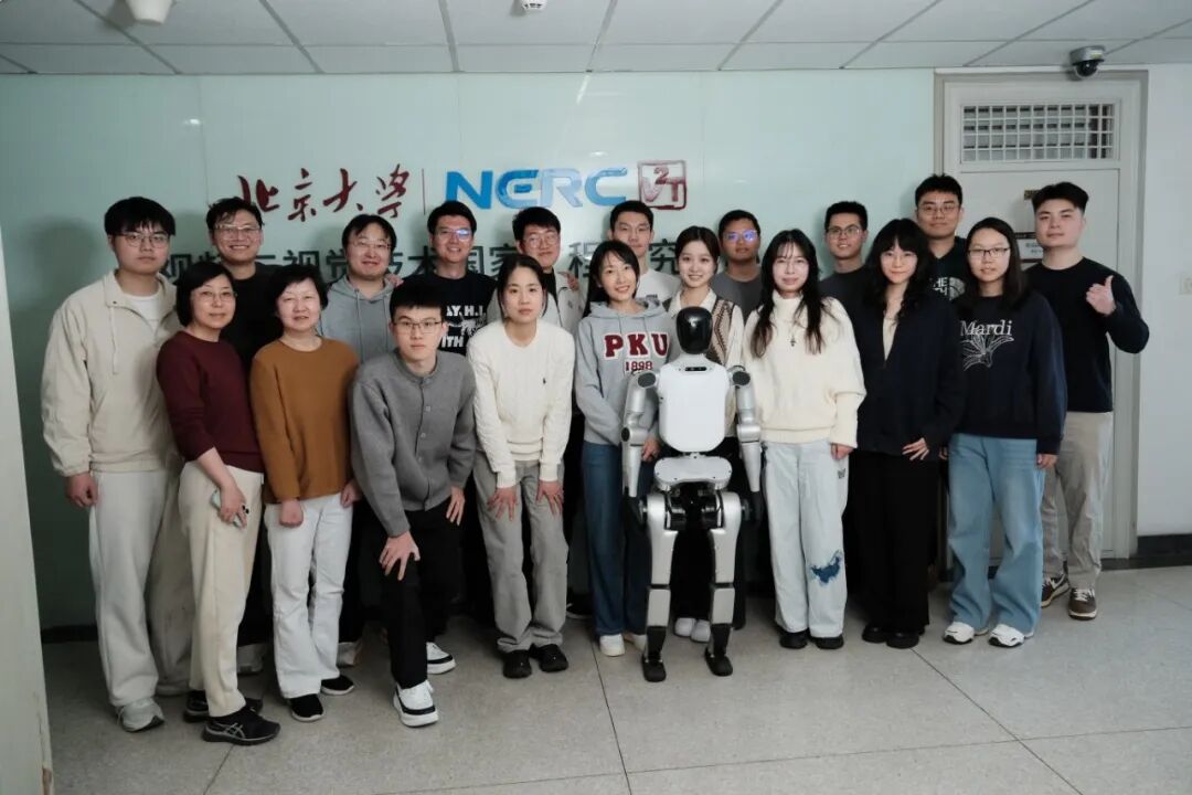 九游娱乐文化：仉尚航：一夜站票来北大的女孩17年后成为AI科学家(图8)