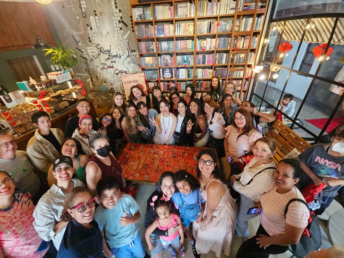 九游娱乐：AI时代的“文化摆渡人”：国图集团以创新航道联通中外书香(图3)